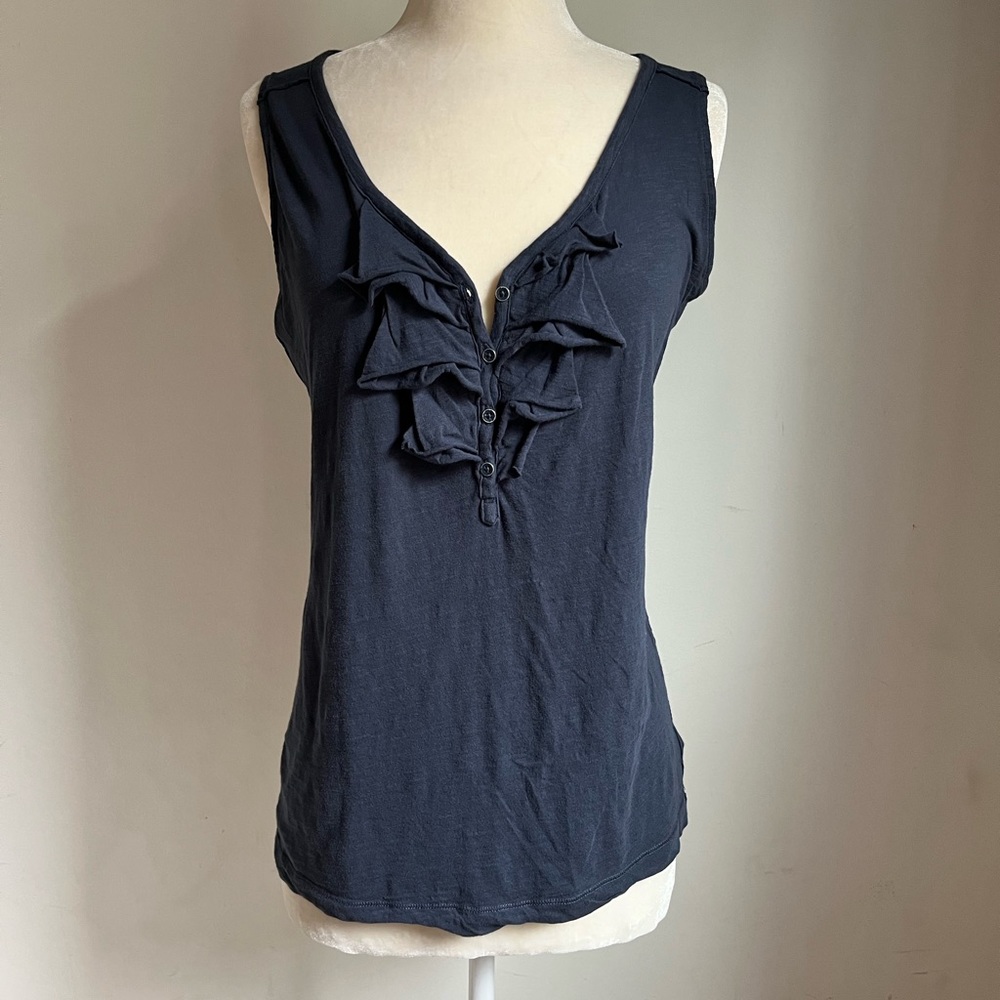 Eddie Bauer navy ruffled tank top, L